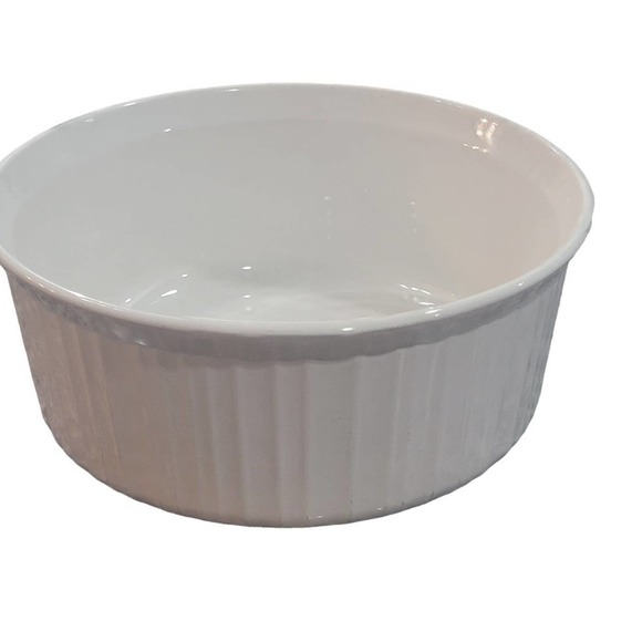 CorningWare 2.5 qt Casserole Dish Bakeware - Picture 1 of 4